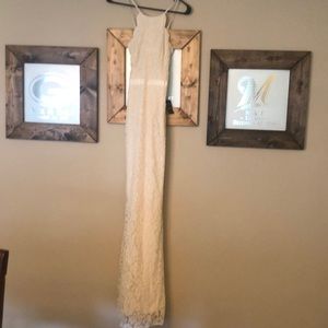 Ivory lace Lulu’s maxi halter dress